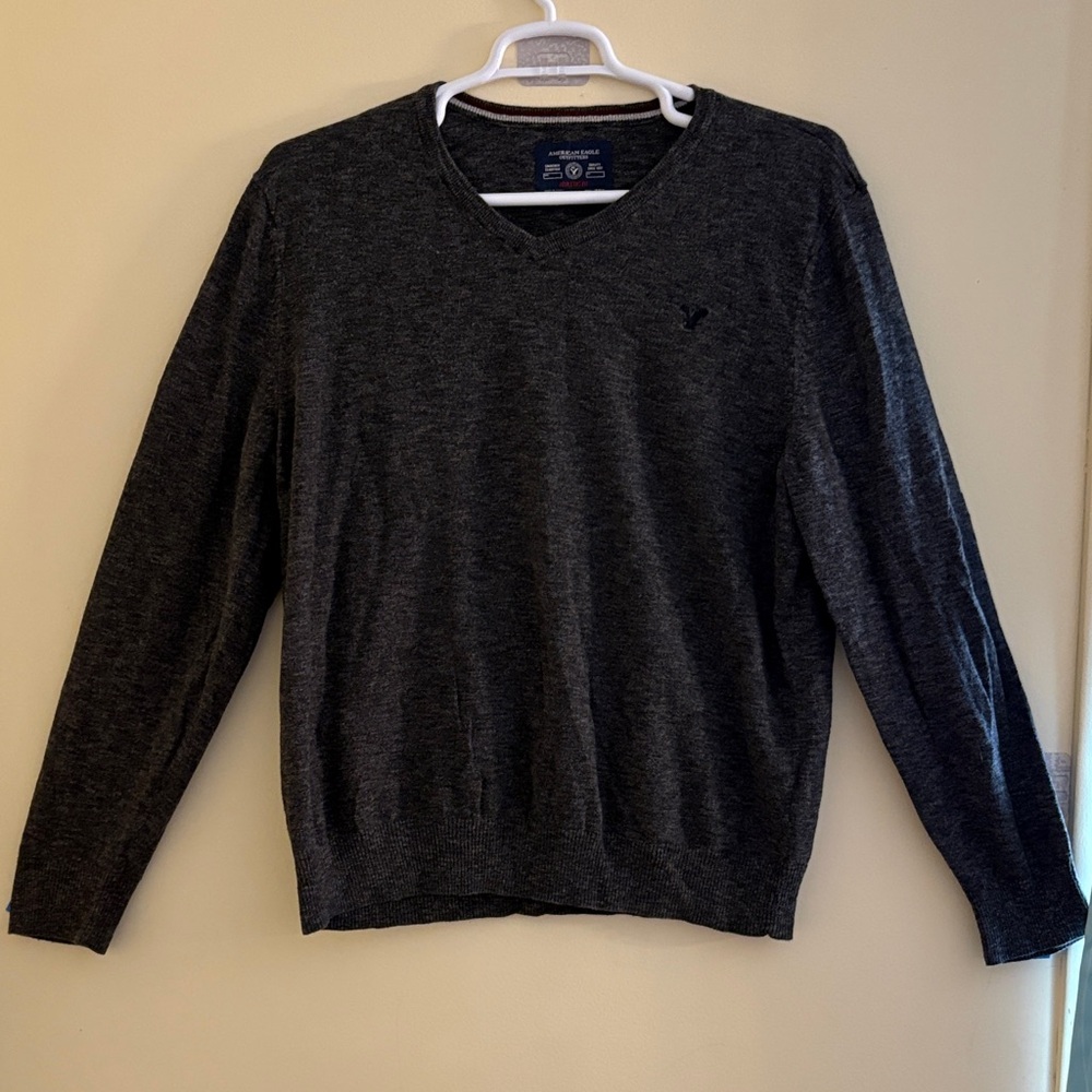 American Eagle Outfitters Charcoal Athletic Fit V-Neck Sweater Mens XXL‎